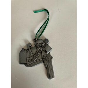 1989 vintage land o lakes ornament